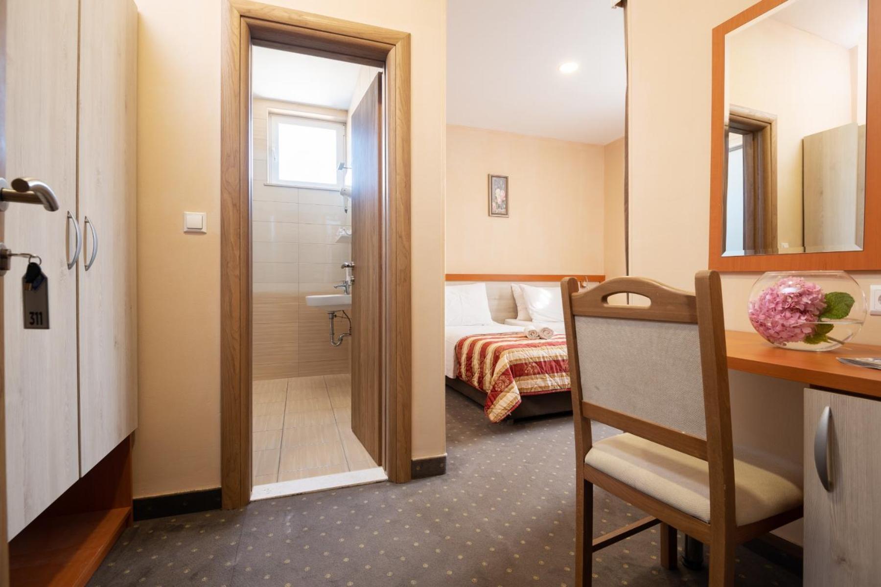 Hotel Luna Neum Pokoj fotografie